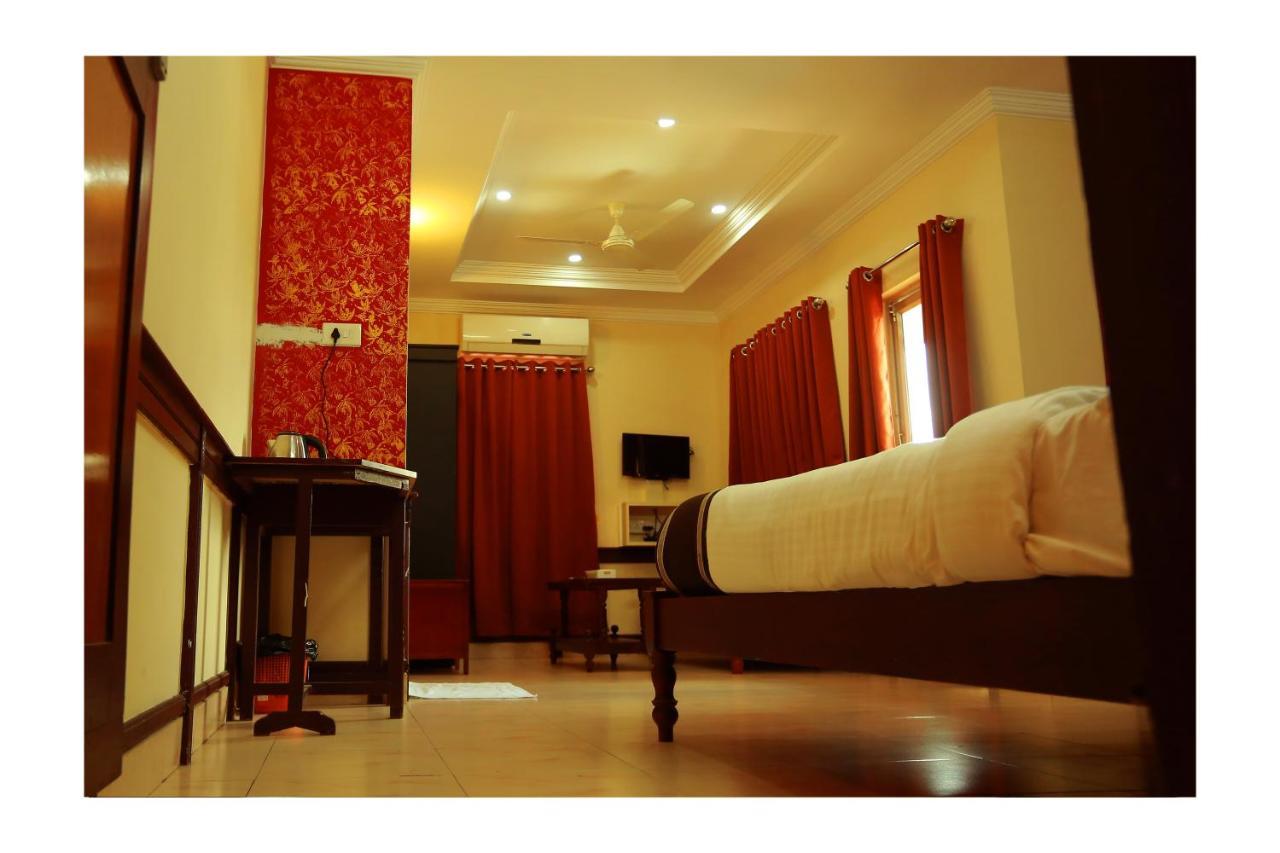 Corridor Calicut Airport Hotel Kondotty Eksteriør bilde
